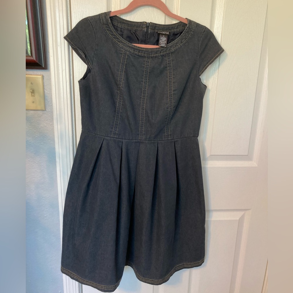 SOHO Apparel Ltd denim a line dress